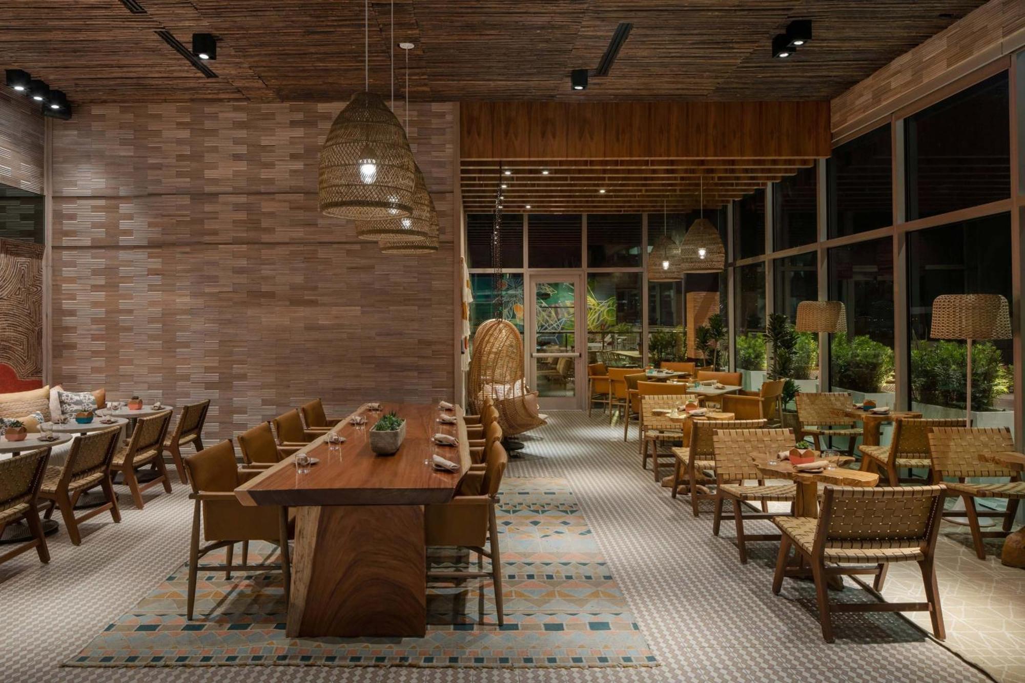 Aloft Tampa Midtown Hotel Bagian luar foto