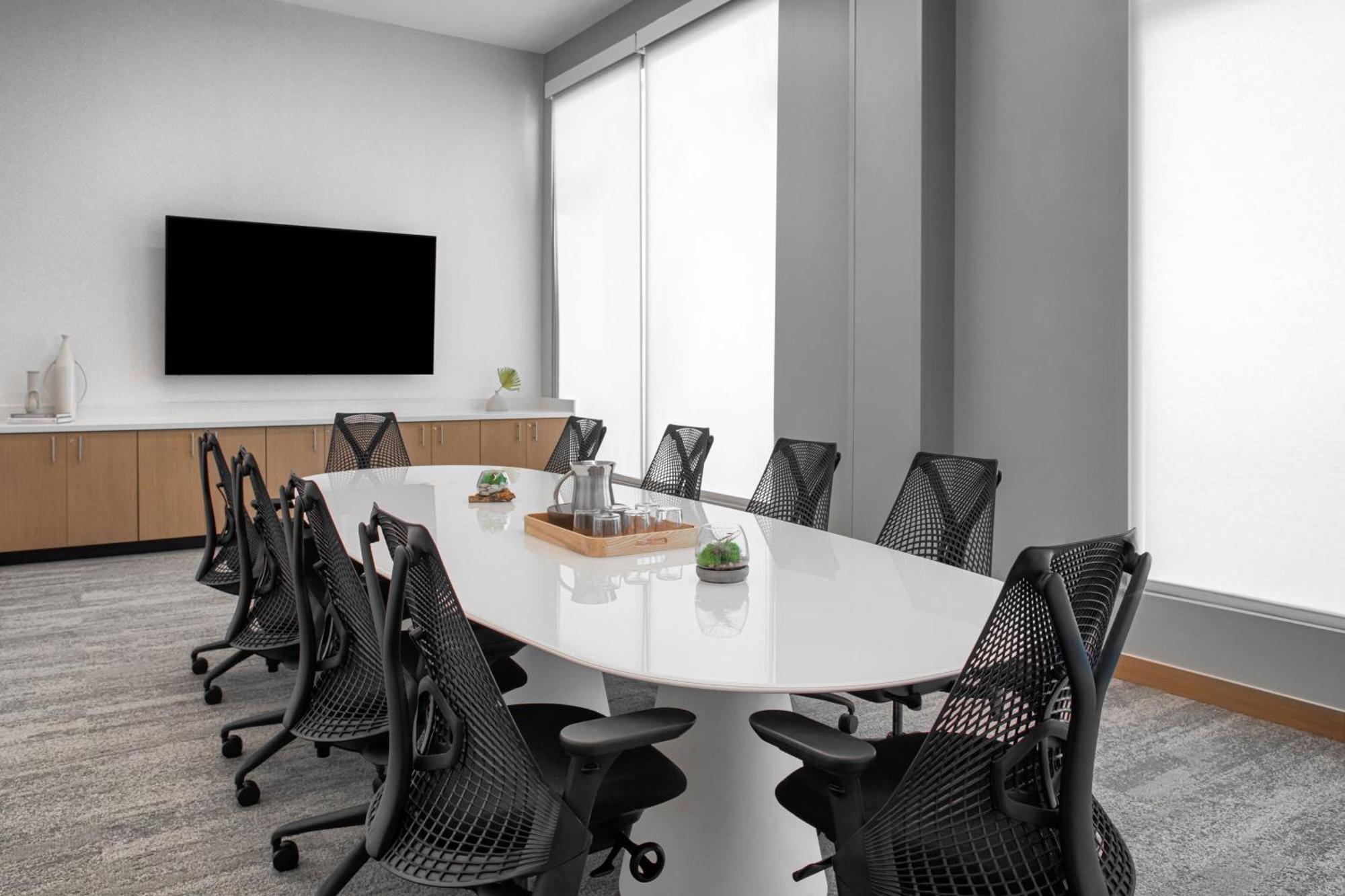 Aloft Tampa Midtown Hotel Bagian luar foto