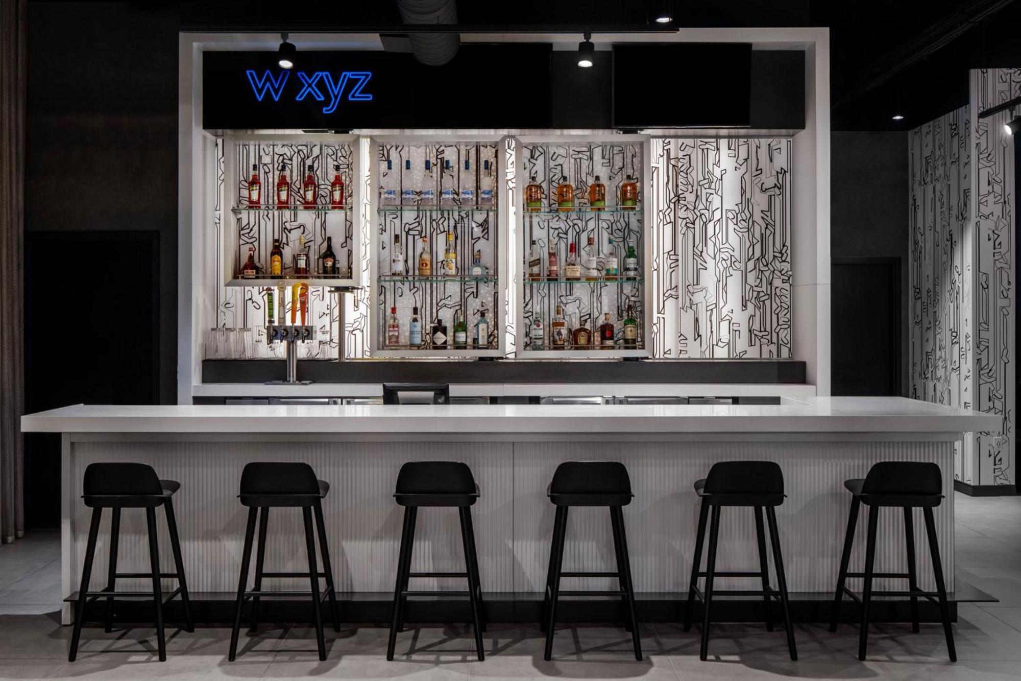 Aloft Tampa Midtown Hotel Bagian luar foto